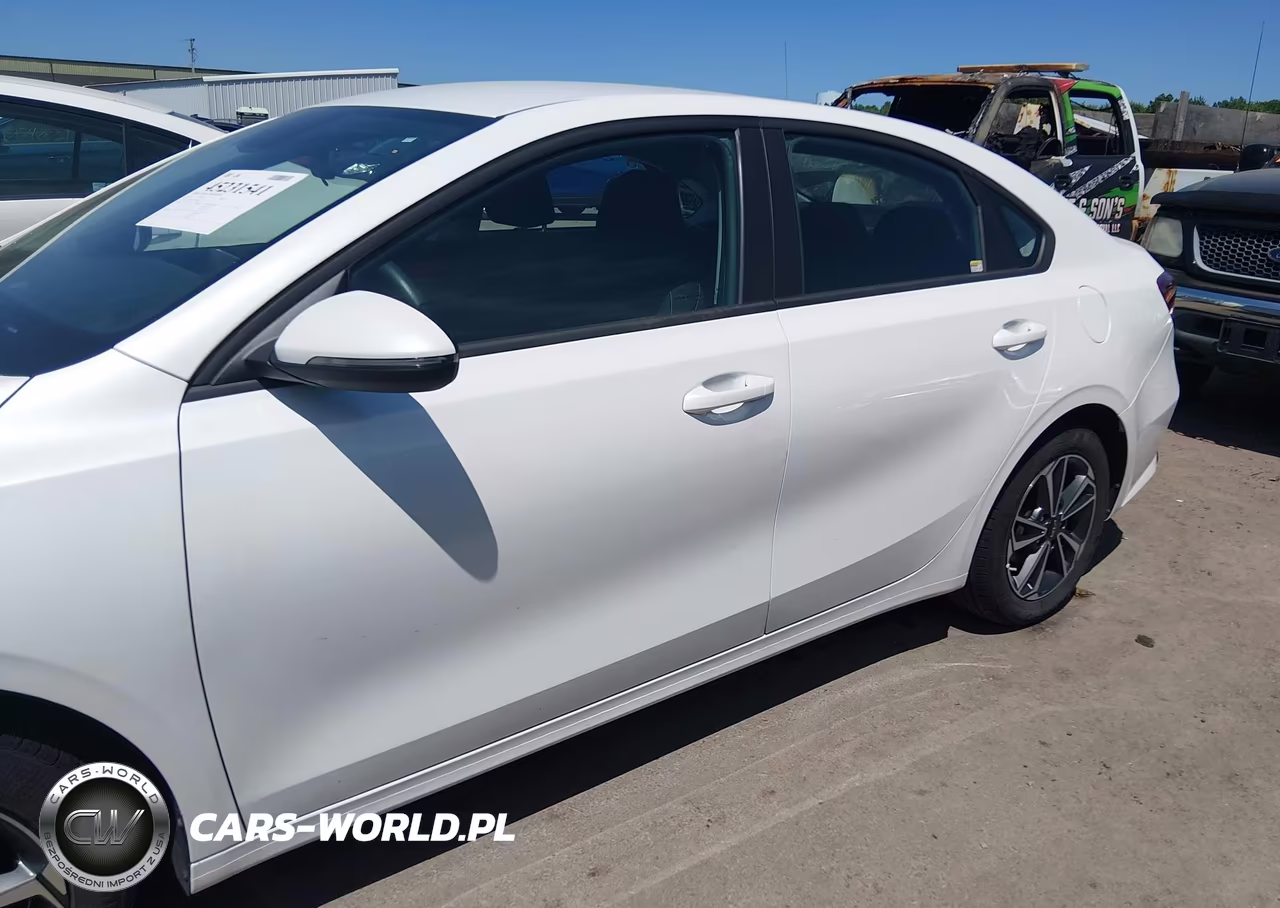 2023 Kia Forte Lxs VIN:3KPF24AD1PE608429 - 14