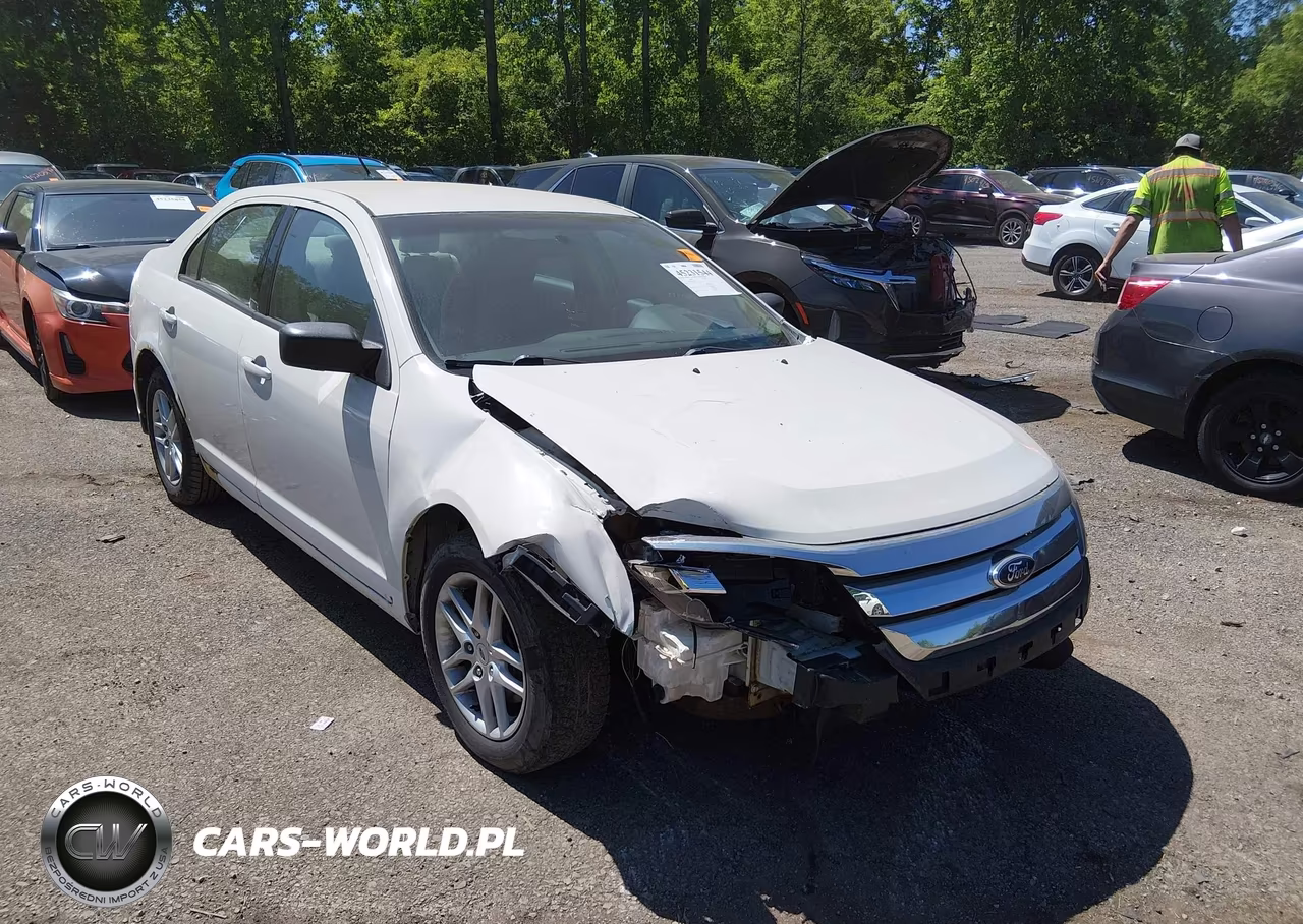 2012 Ford Fusion S – zdjęcie 1 z 17
