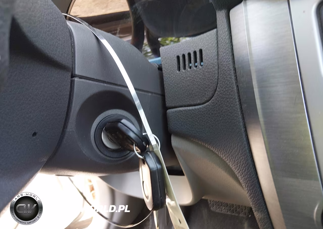 2012 Ford Fusion S VIN:3FAHP0GA1CR381557 - 11