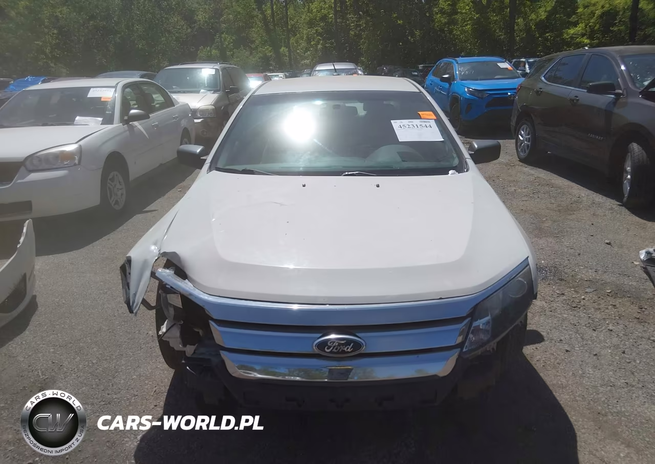 2012 Ford Fusion S VIN:3FAHP0GA1CR381557 - 13