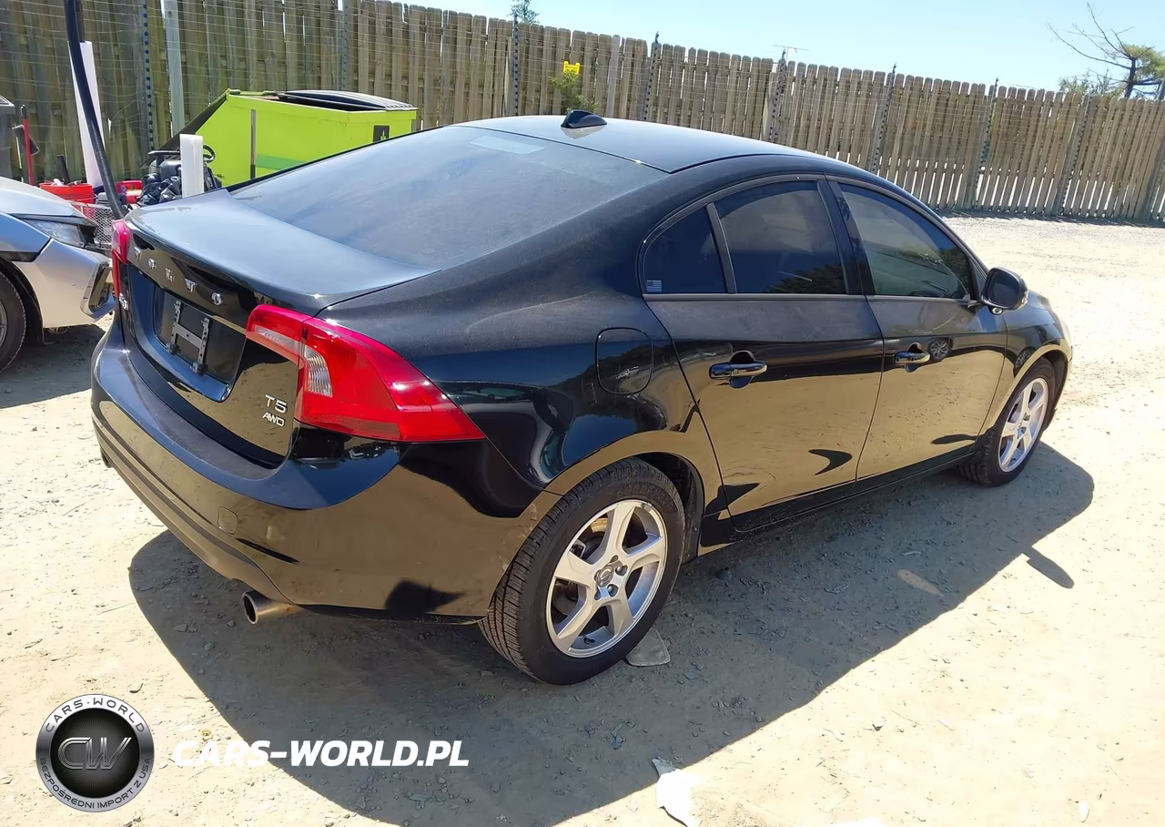 2013 Volvo S60 T5-T5 Platinum-T5 Premier-T5 Premier Plus VIN:YV1612FH3D2188663 - 4