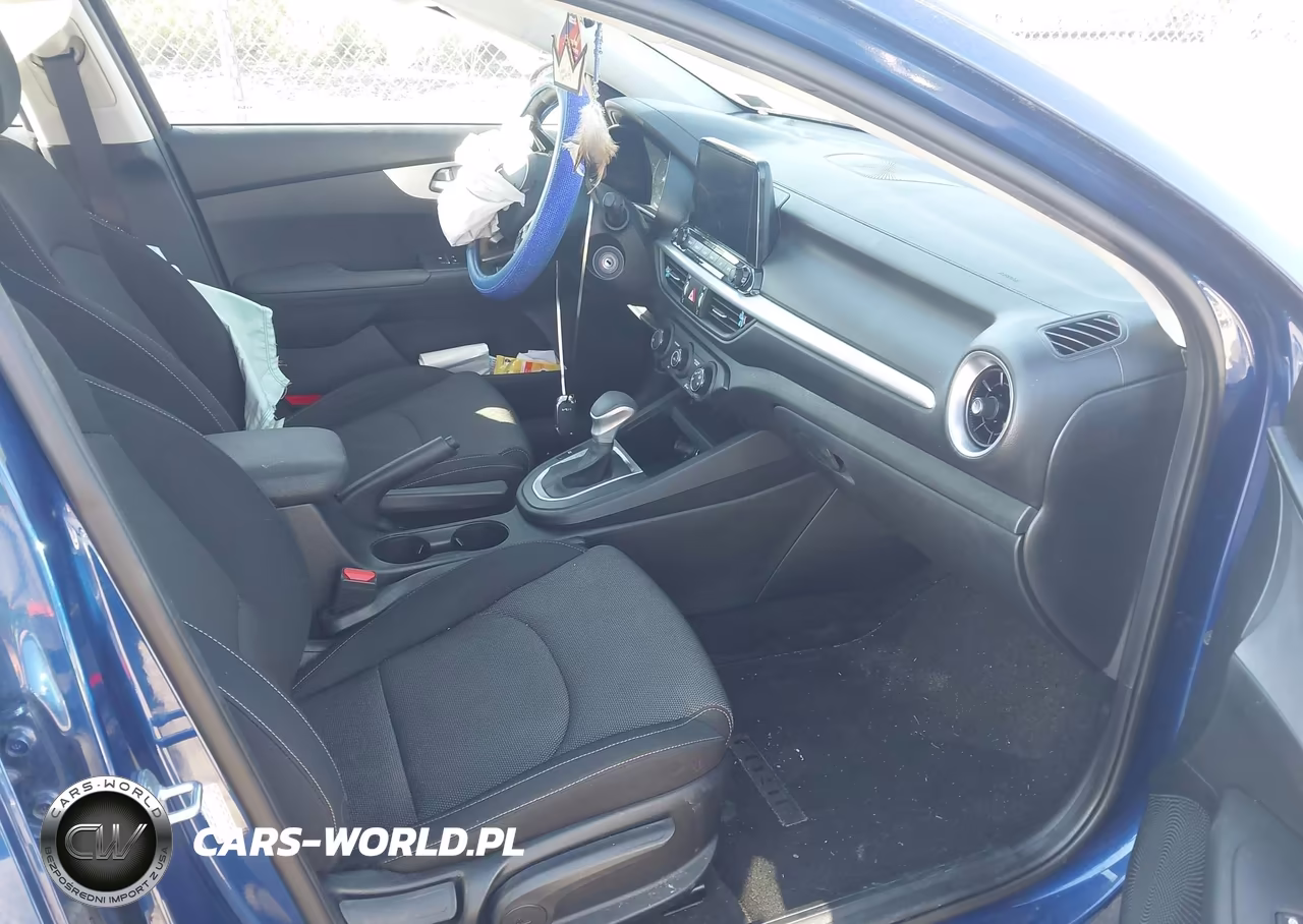 2023 Kia Forte Lxs VIN:3KPF24AD5PE519690 - 5