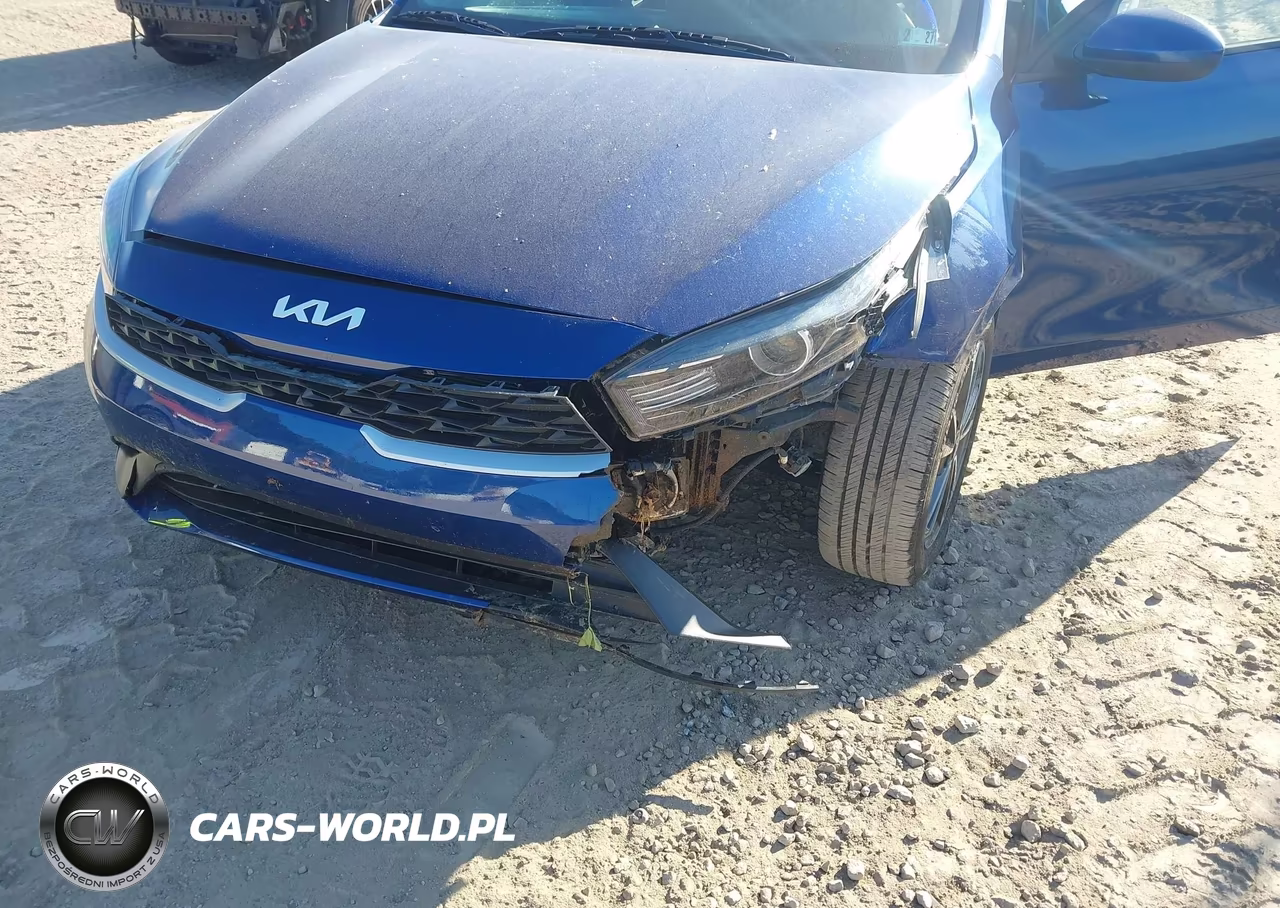 2023 Kia Forte Lxs VIN:3KPF24AD5PE519690 - 6