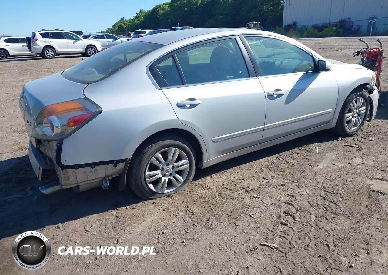 2011 Nissan Altima 2.5 S VIN:1N4AL2AP8BN468525 - 4