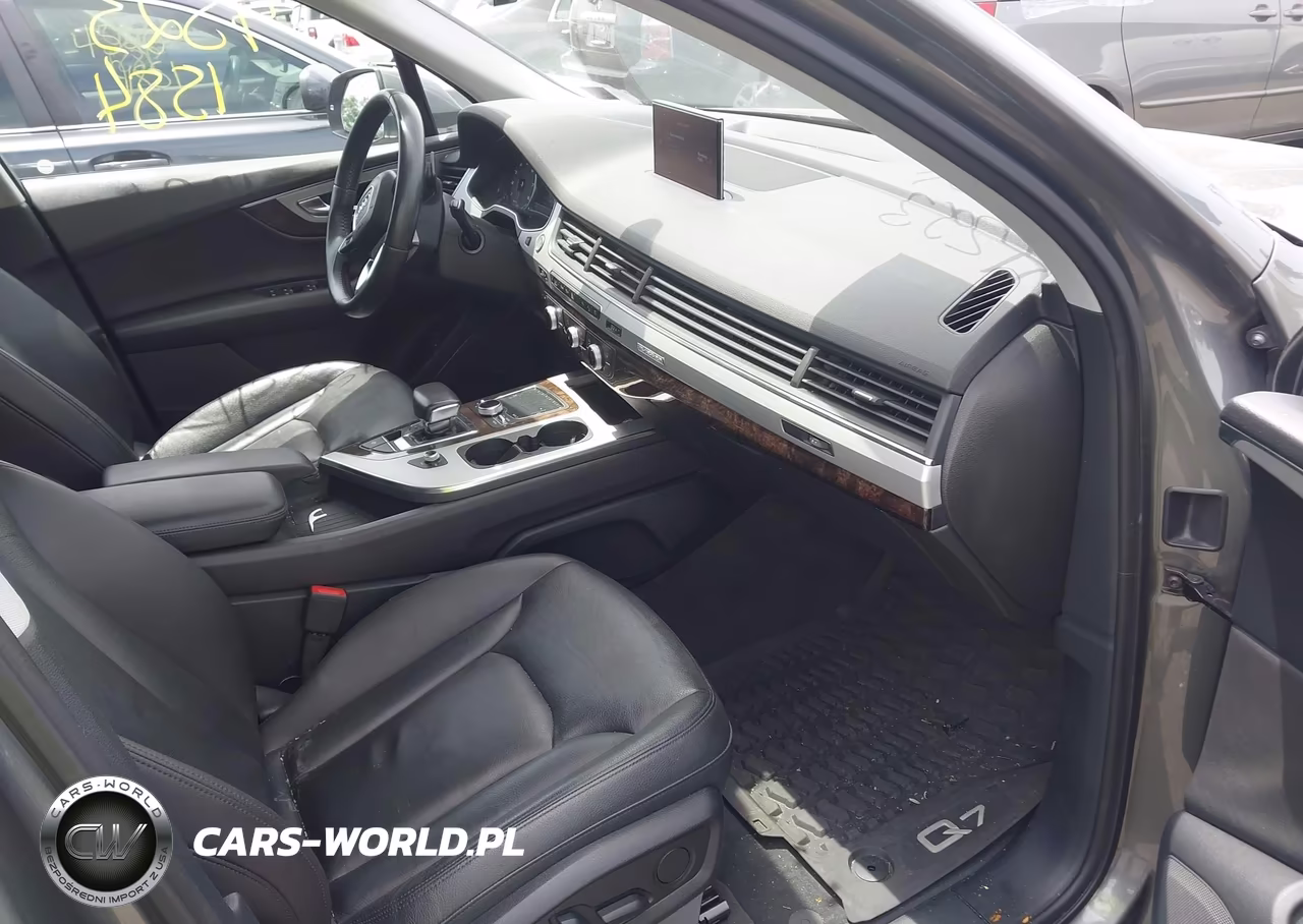 2018 Audi Q7 2.0T Premium VIN:WA1AHAF71JD013531 - 5