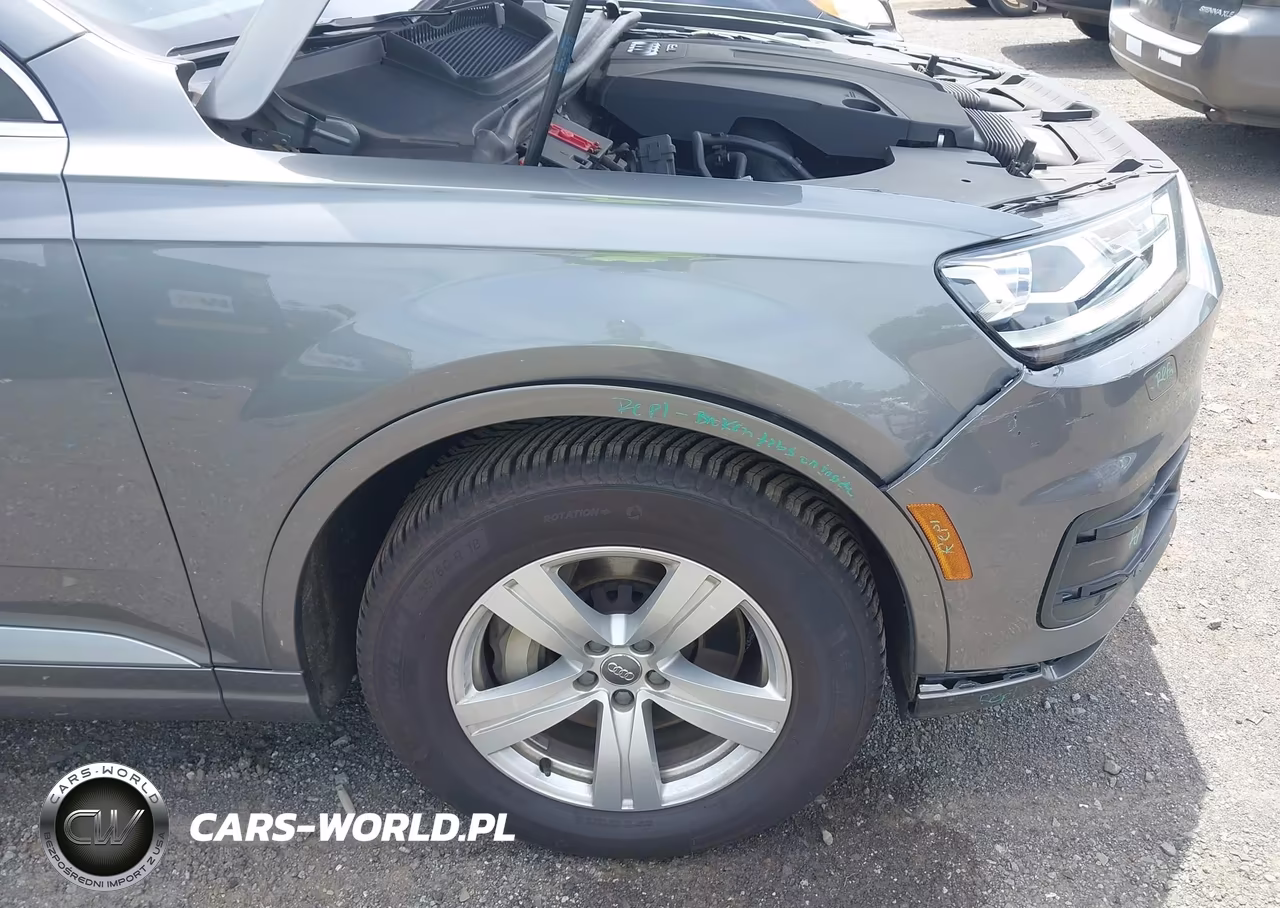 2018 Audi Q7 2.0T Premium VIN:WA1AHAF71JD013531 - 6