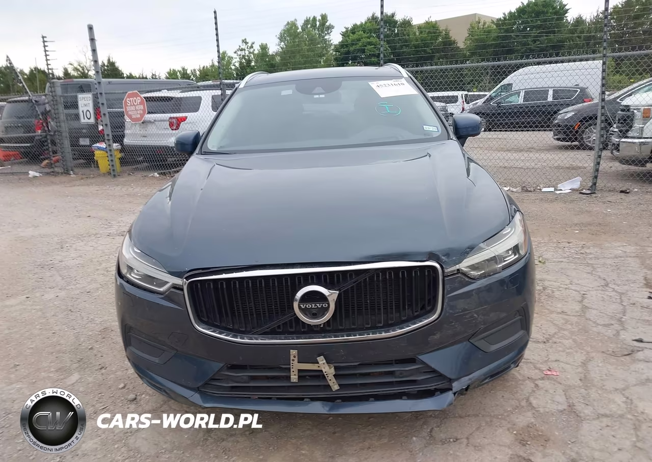2018 Volvo Xc60 T5 Momentum VIN:YV4102RK2J1045048 - 12