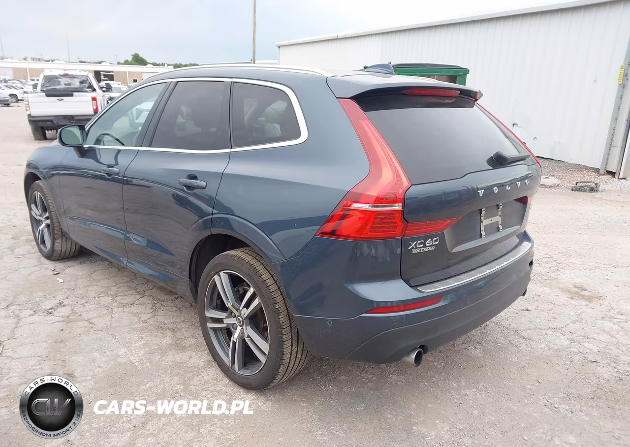 2018 Volvo Xc60 T5 Momentum VIN:YV4102RK2J1045048 - 3