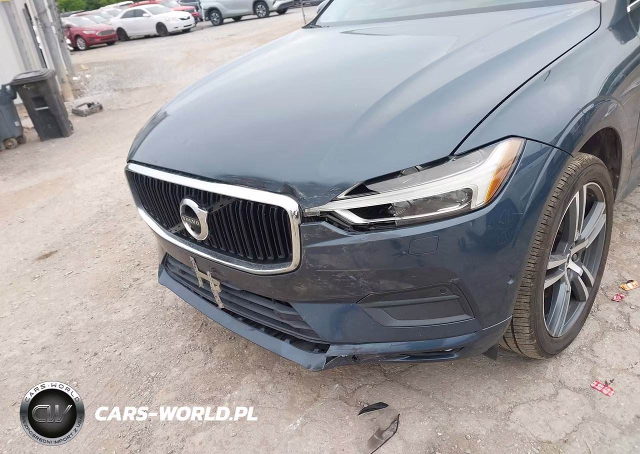 2018 Volvo Xc60 T5 Momentum VIN:YV4102RK2J1045048 - 6