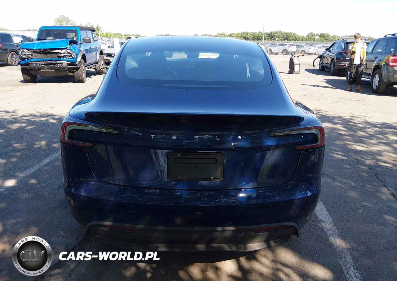 2025 Tesla Model 3 VIN:5YJ3E1EA7SF943657 - 14