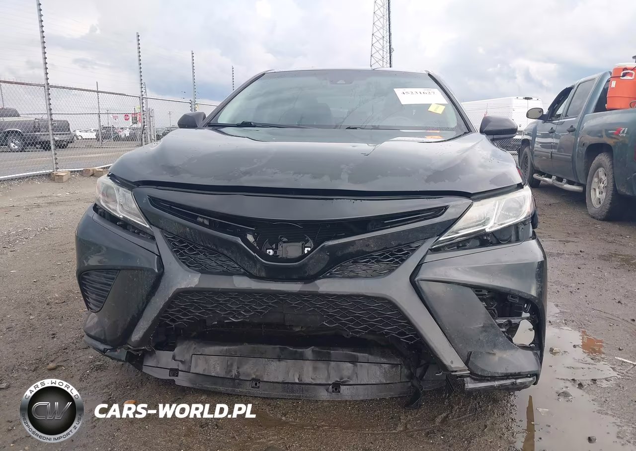 2018 Toyota Camry Se VIN:4T1B11HKXJU580204 - 6