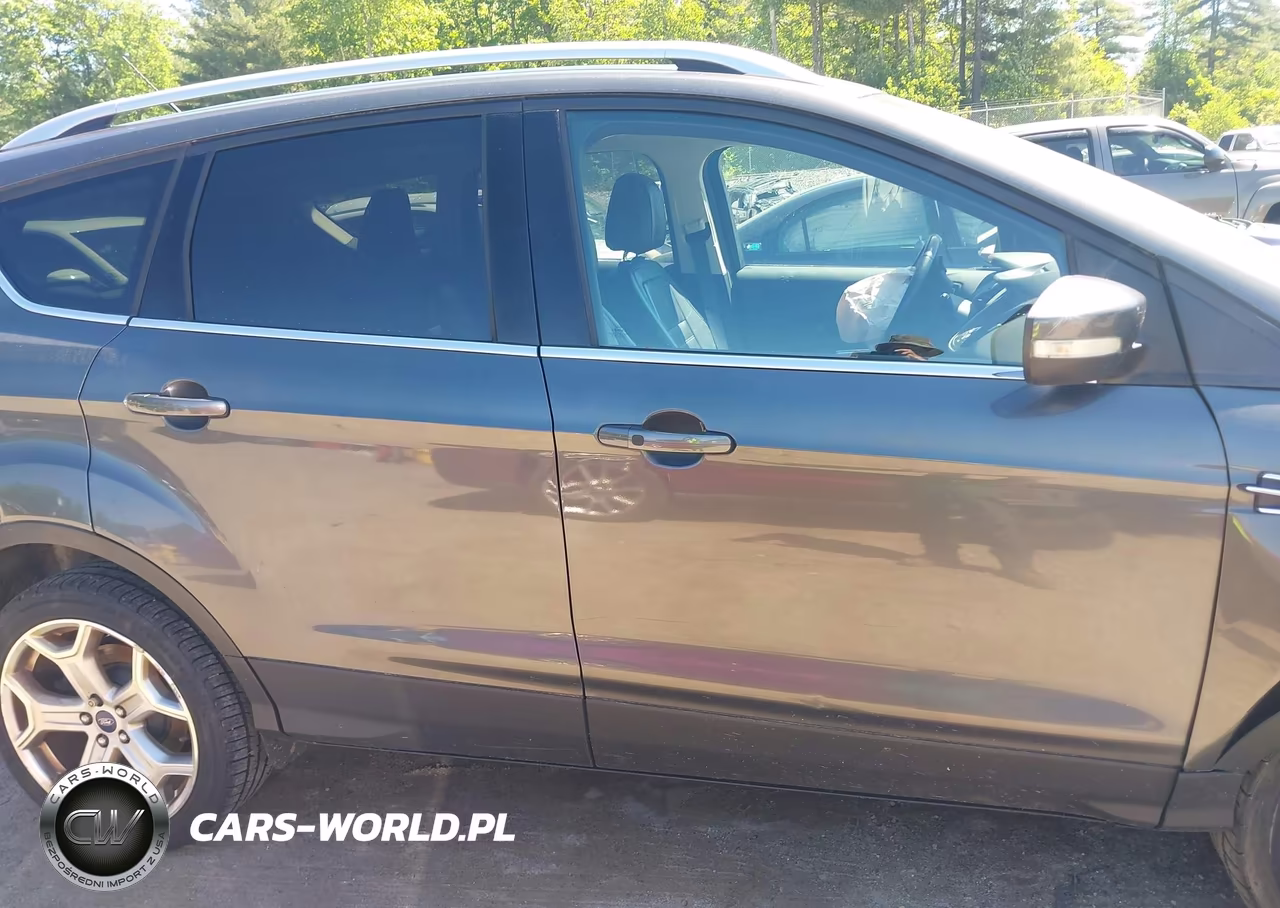 2017 Ford Escape Titanium VIN:1FMCU9J93HUD32453 - 12
