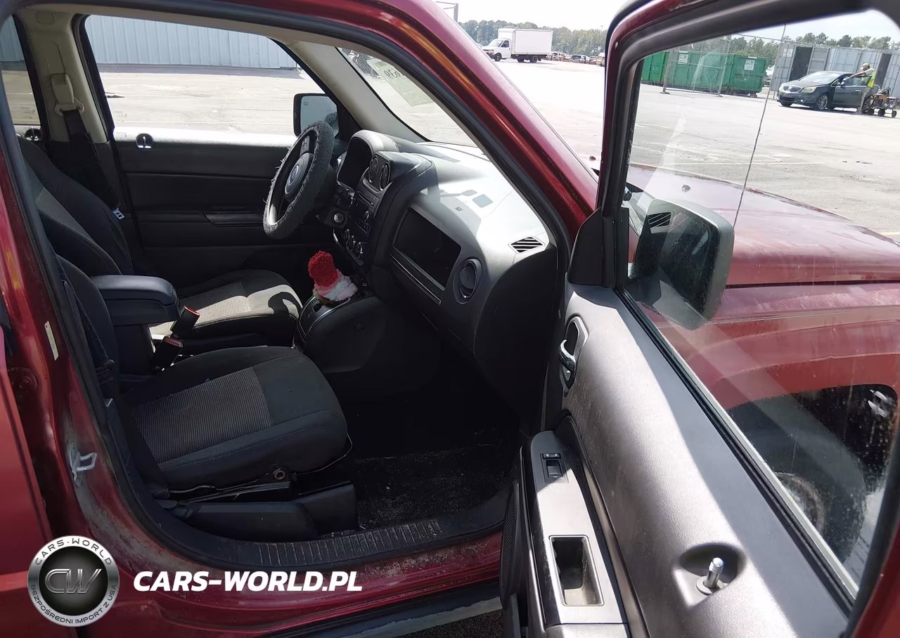 2011 Jeep Patriot Sport VIN:1J4NT1GA5BD203456 - 5