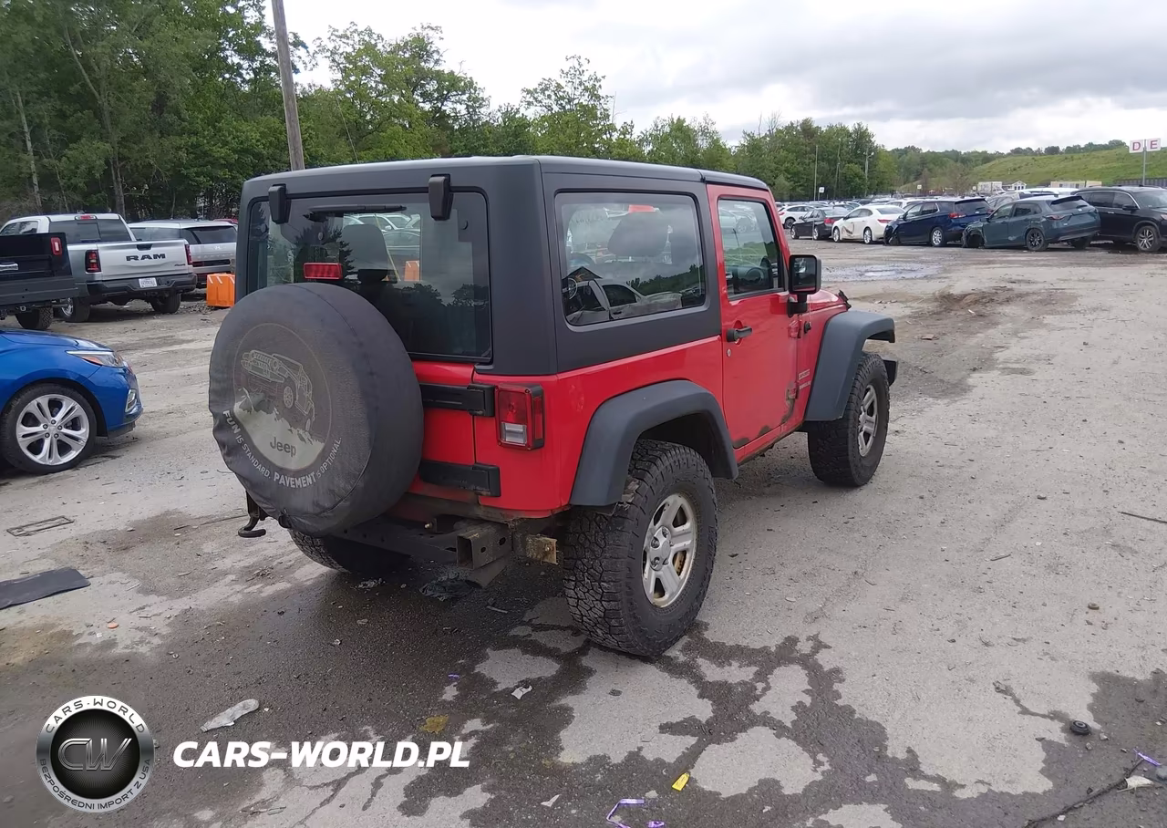 2012 Jeep Wrangler Sport VIN:1C4AJWAG5CL286639 - 4