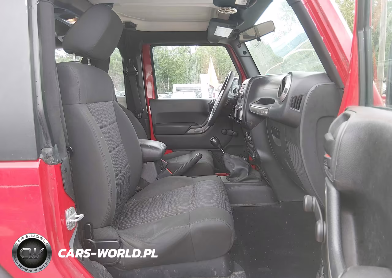 2012 Jeep Wrangler Sport VIN:1C4AJWAG5CL286639 - 5