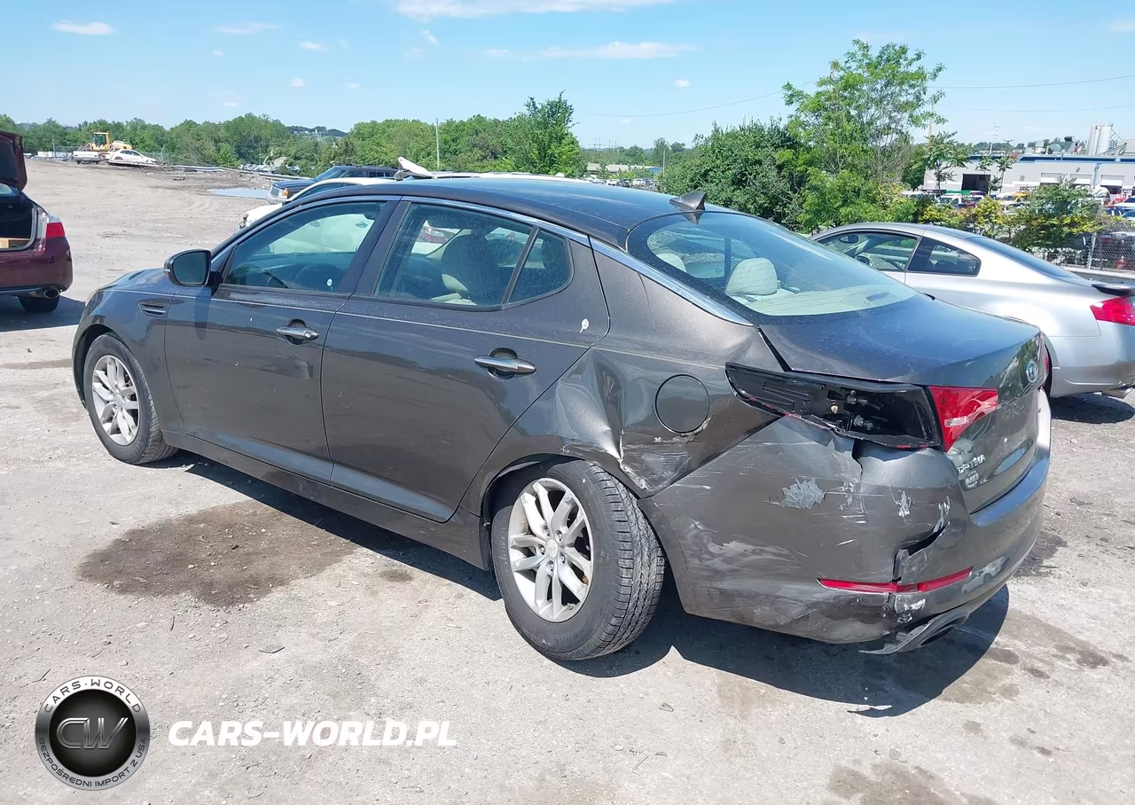 2012 Kia Optima Lx VIN:5XXGM4A73CG075316 - 3