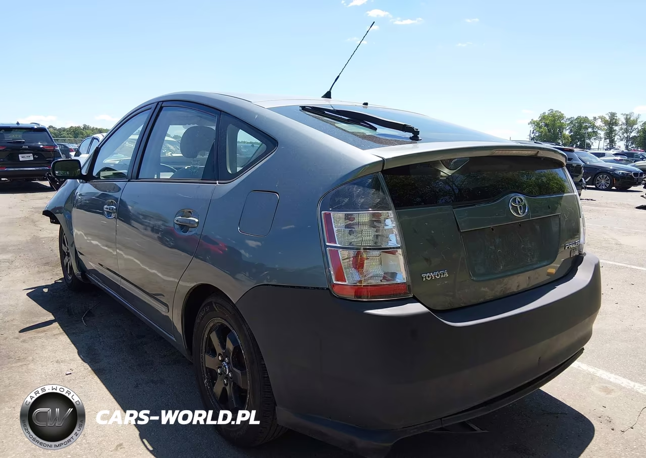 2005 Toyota Prius VIN:JTDKB20UX53114367 - 3