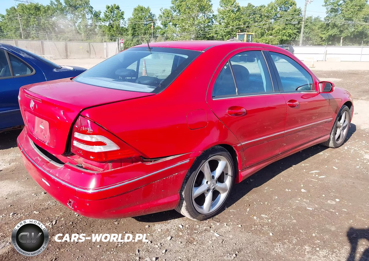 2006 Mercedes-Benz C-Class Sport VIN:WDBRF52H26A904245 - 4