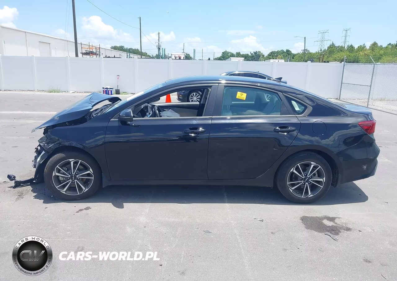 2022 Kia Forte Lxs VIN:3KPF24AD0NE468595 - 14