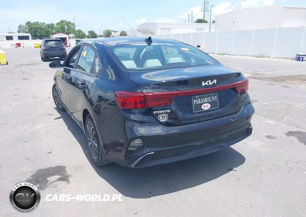 2022 Kia Forte Lxs VIN:3KPF24AD0NE468595 - 3