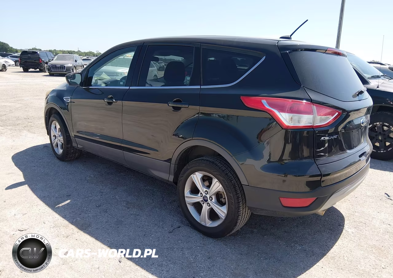 2015 Ford Escape Se VIN:1FMCU0G7XFUA12061 - 3
