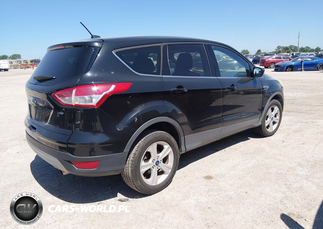 2015 Ford Escape Se VIN:1FMCU0G7XFUA12061 - 4