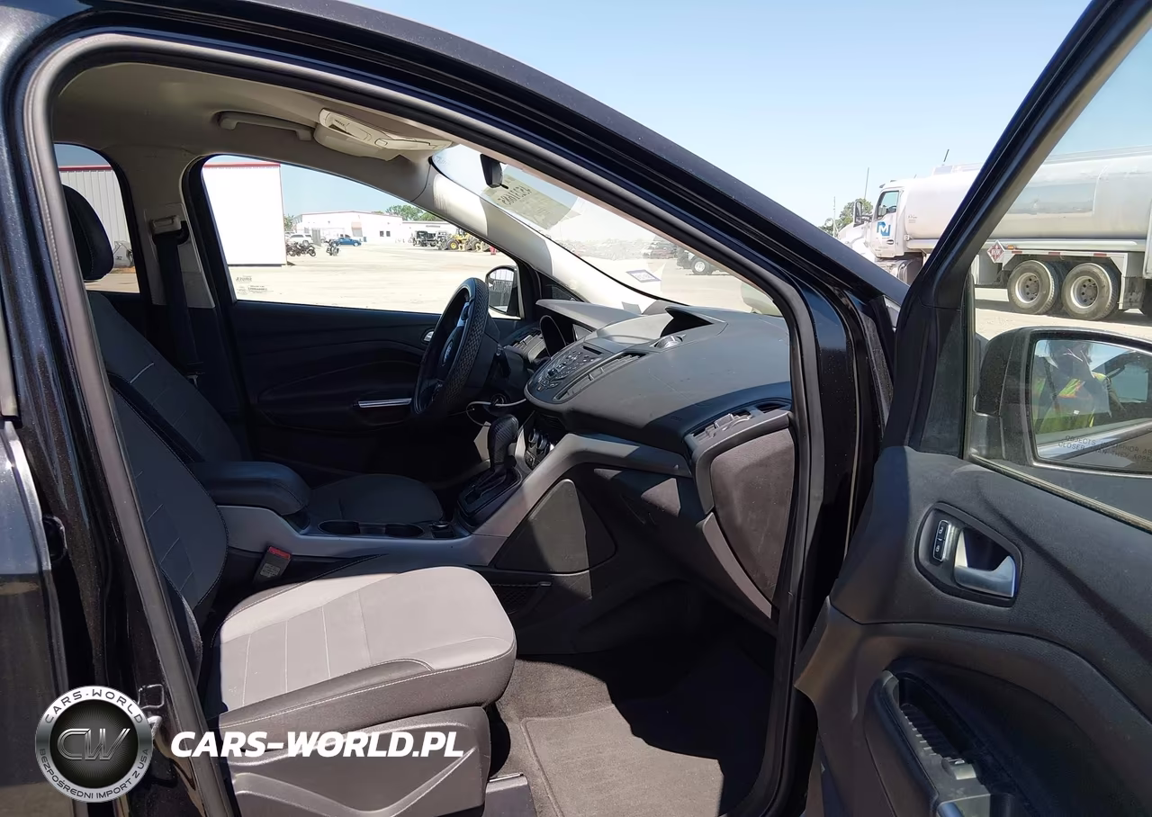 2015 Ford Escape Se VIN:1FMCU0G7XFUA12061 - 5