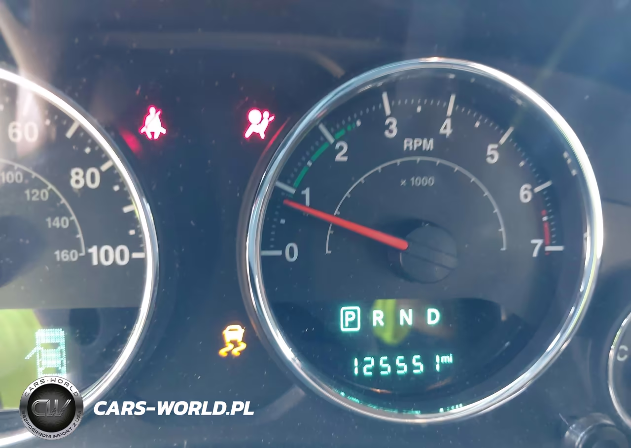 2015 Jeep Wrangler Sport VIN:1C4GJWAG2FL691839 - 7
