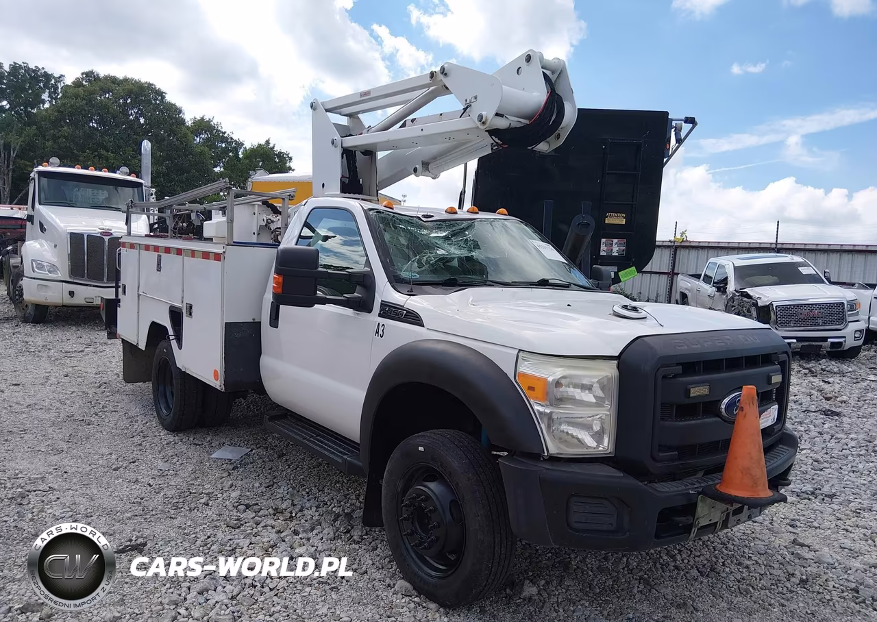 2012 Ford F-450 Chassis Xl