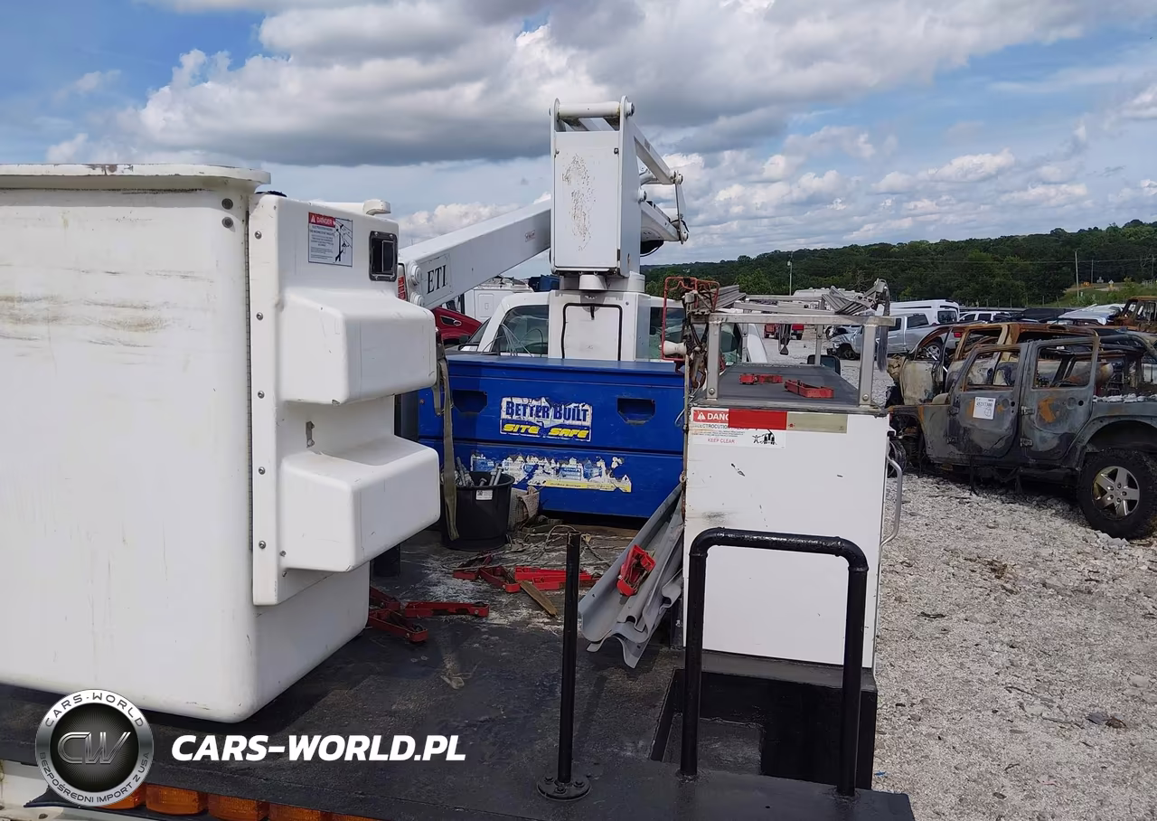 2012 Ford F-450 Chassis Xl VIN:1FDUF4GY7CEC51703 - 7