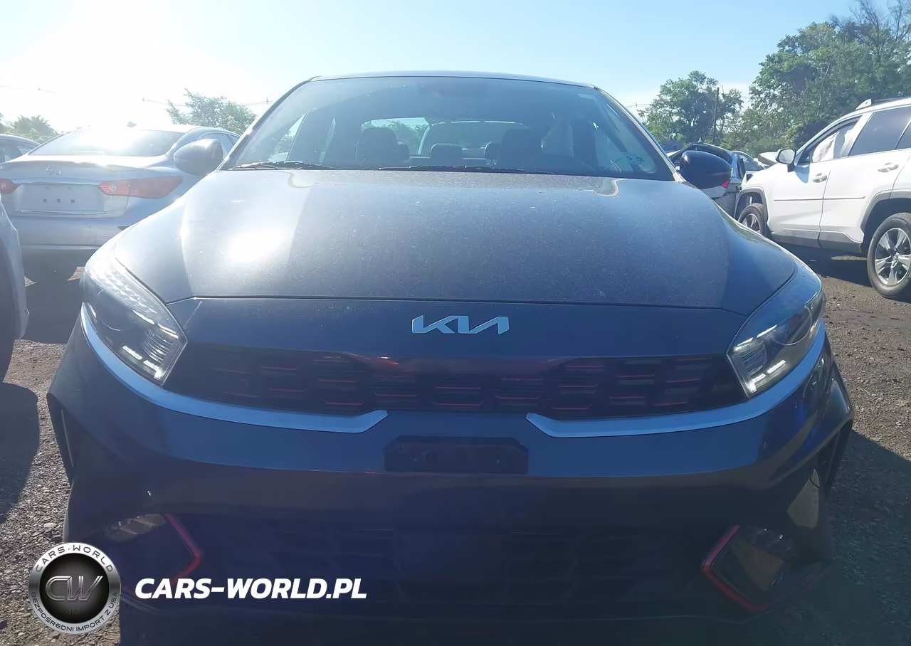 2023 Kia Forte Gt-Line VIN:3KPF54AD4PE613440 - 12