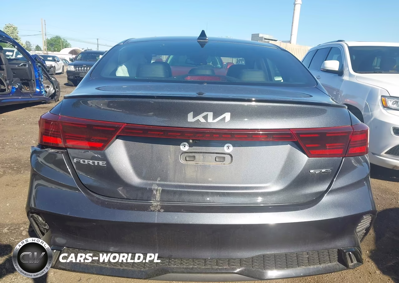 2023 Kia Forte Gt-Line VIN:3KPF54AD4PE613440 - 16