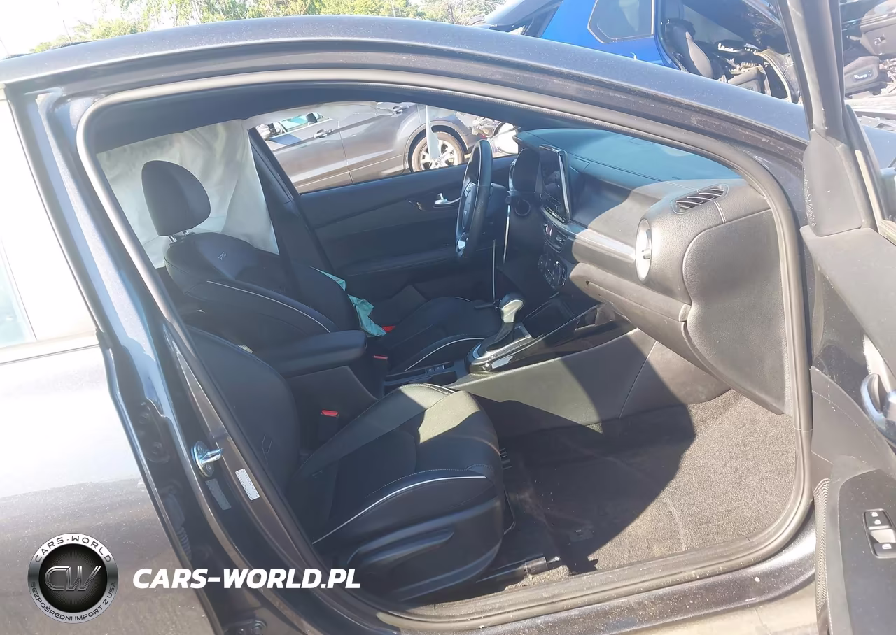2023 Kia Forte Gt-Line VIN:3KPF54AD4PE613440 - 5