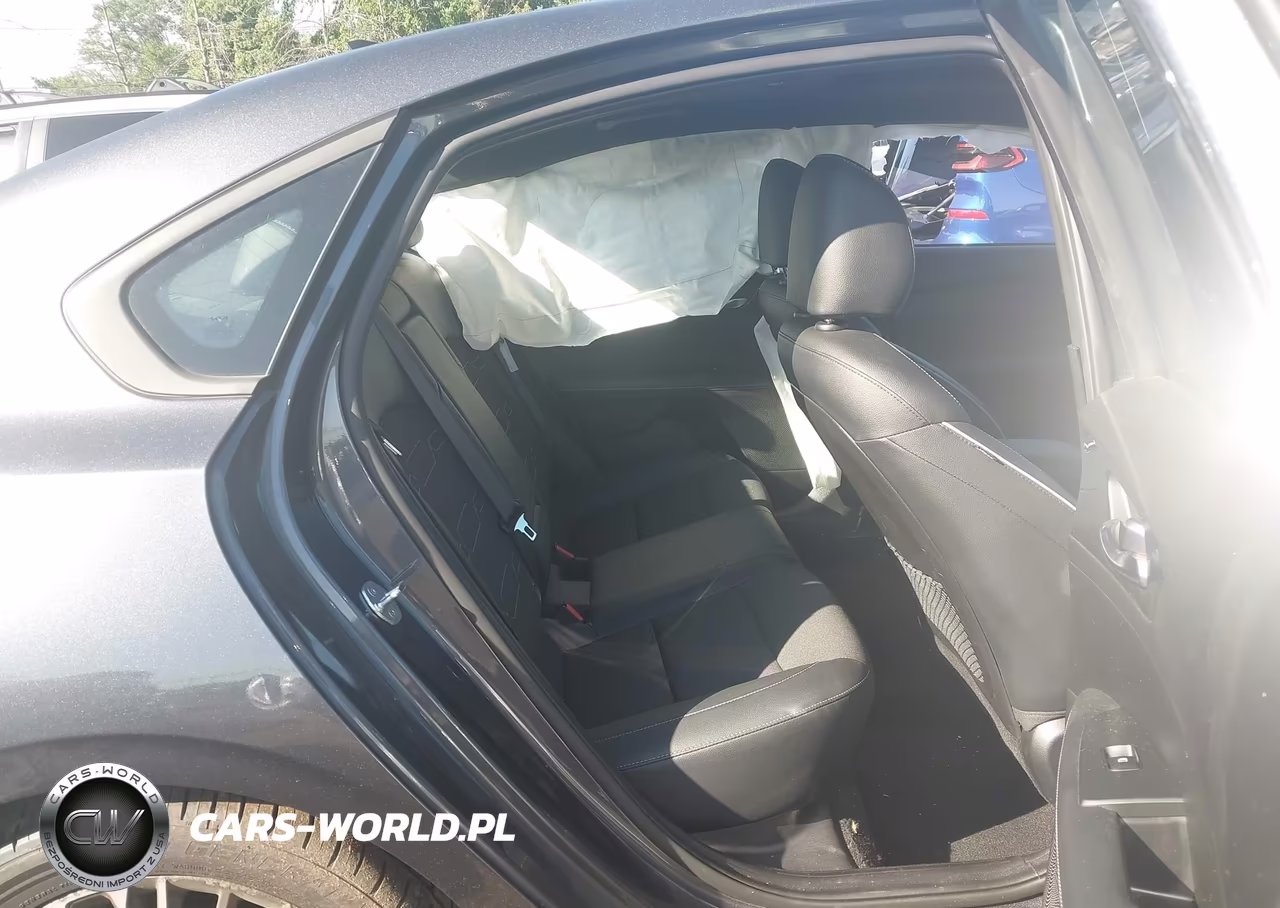 2023 Kia Forte Gt-Line VIN:3KPF54AD4PE613440 - 8
