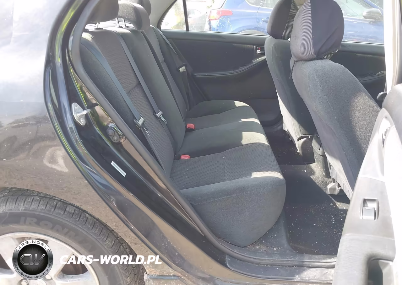 2007 Toyota Corolla S VIN:1NXBR32E47Z833355 - 8