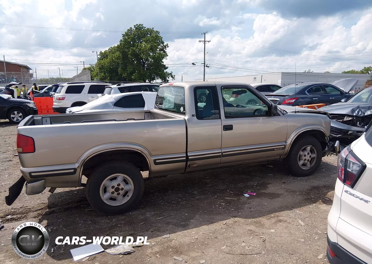1999 Chevrolet S-10 Ls VIN:1GCDT19X3XK165974 - 13