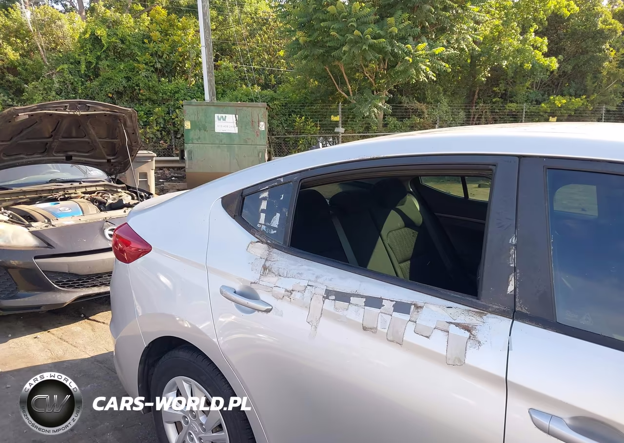 2018 Hyundai Elantra Se VIN:5NPD74LF5JH227337 - 6
