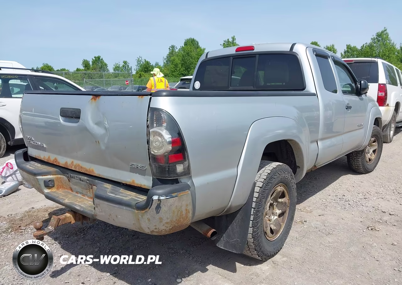 2009 Toyota Tacoma VIN:5TEUX42N89Z655551 - 4