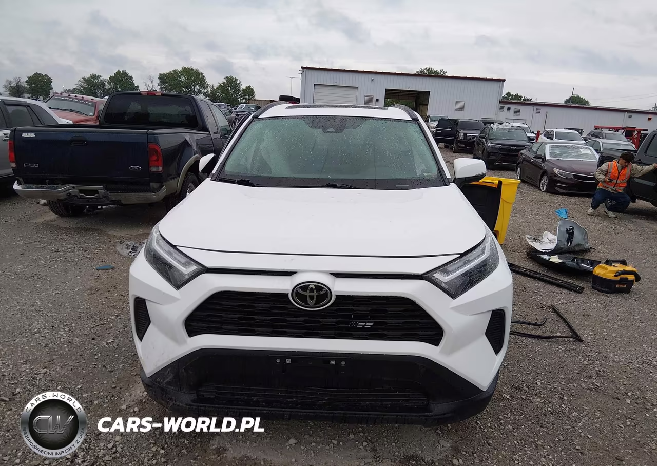 2024 Toyota Rav4 Xle VIN:2T3P1RFV1RC443531 - 13