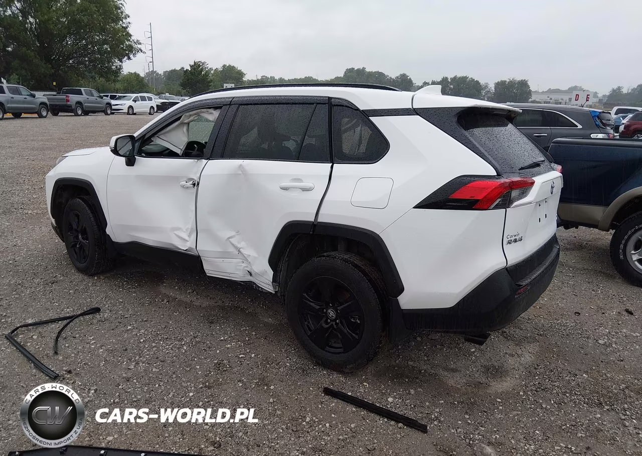 2024 Toyota Rav4 Xle VIN:2T3P1RFV1RC443531 - 3