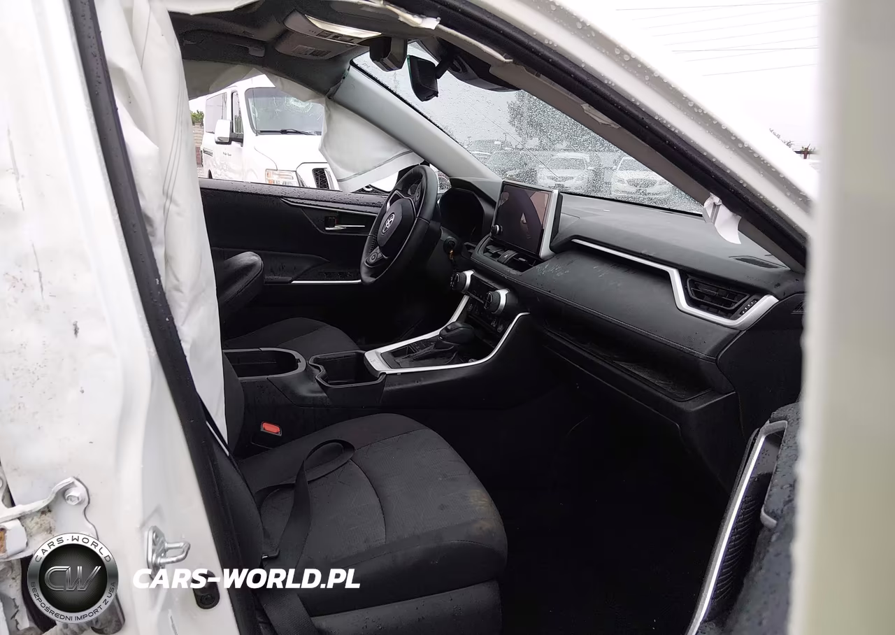 2024 Toyota Rav4 Xle VIN:2T3P1RFV1RC443531 - 5