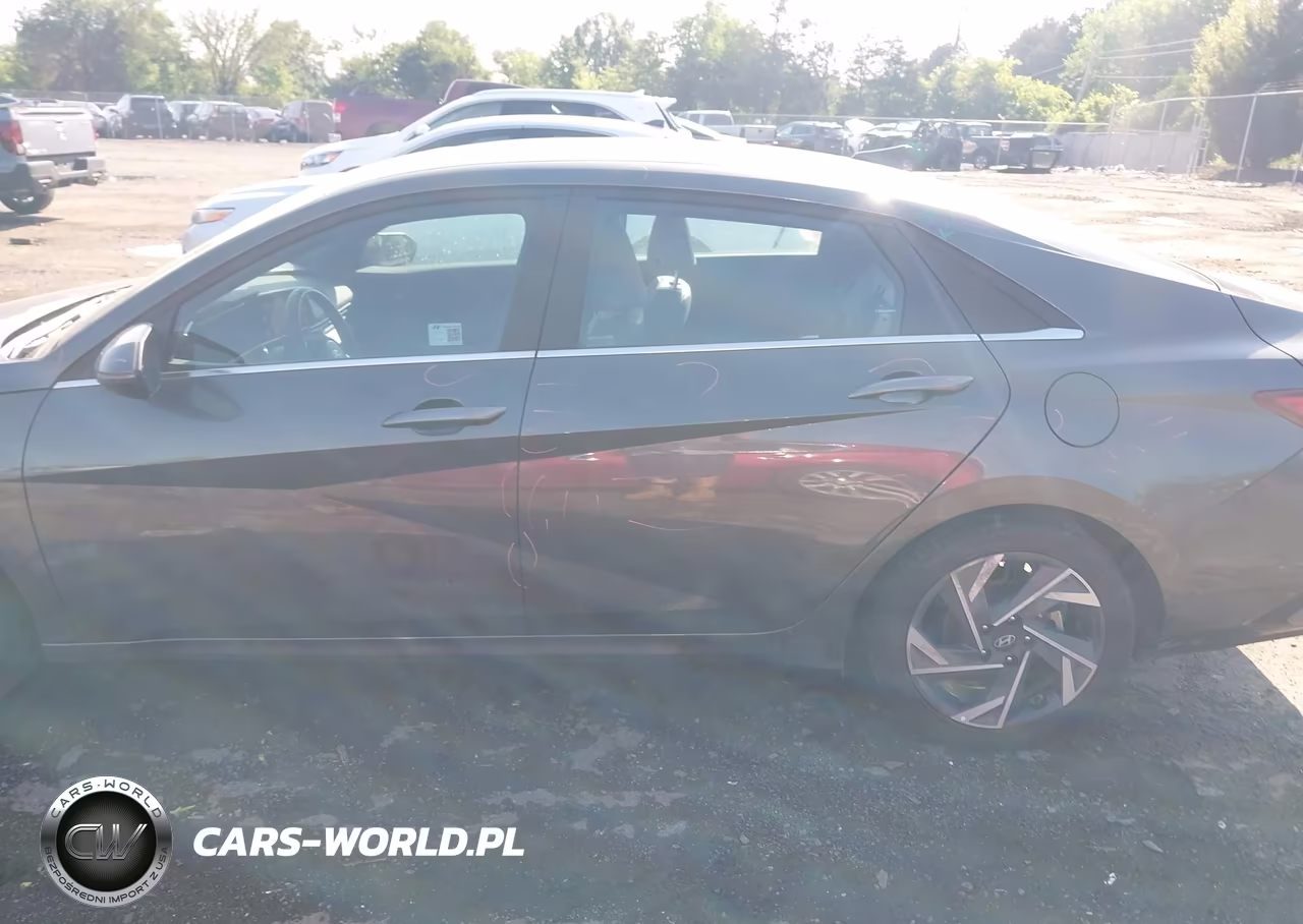 2025 Hyundai Elantra Hybrid Limited VIN:KMHLN4DJ5SU129562 - 14