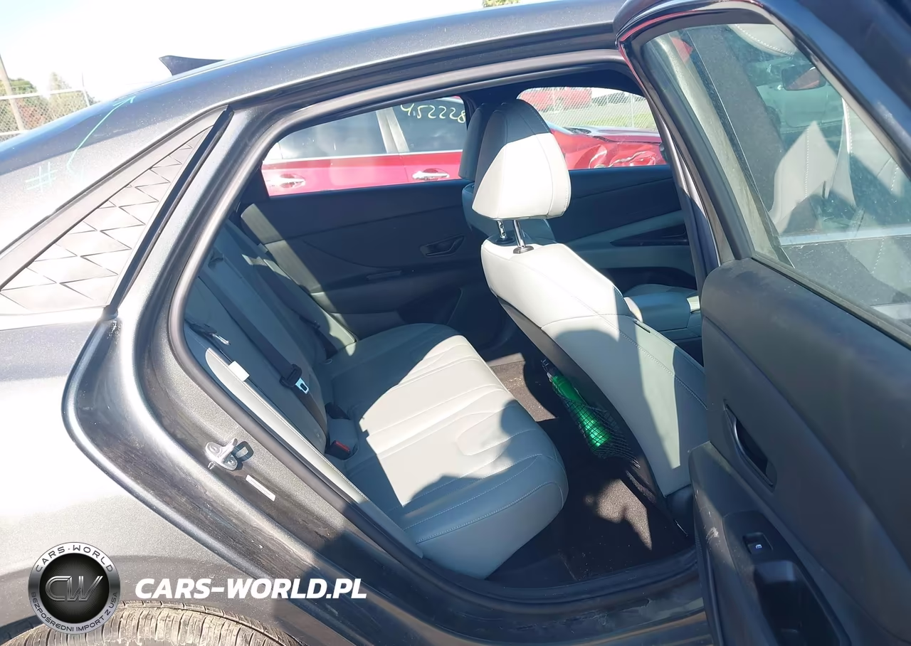 2025 Hyundai Elantra Hybrid Limited VIN:KMHLN4DJ5SU129562 - 8