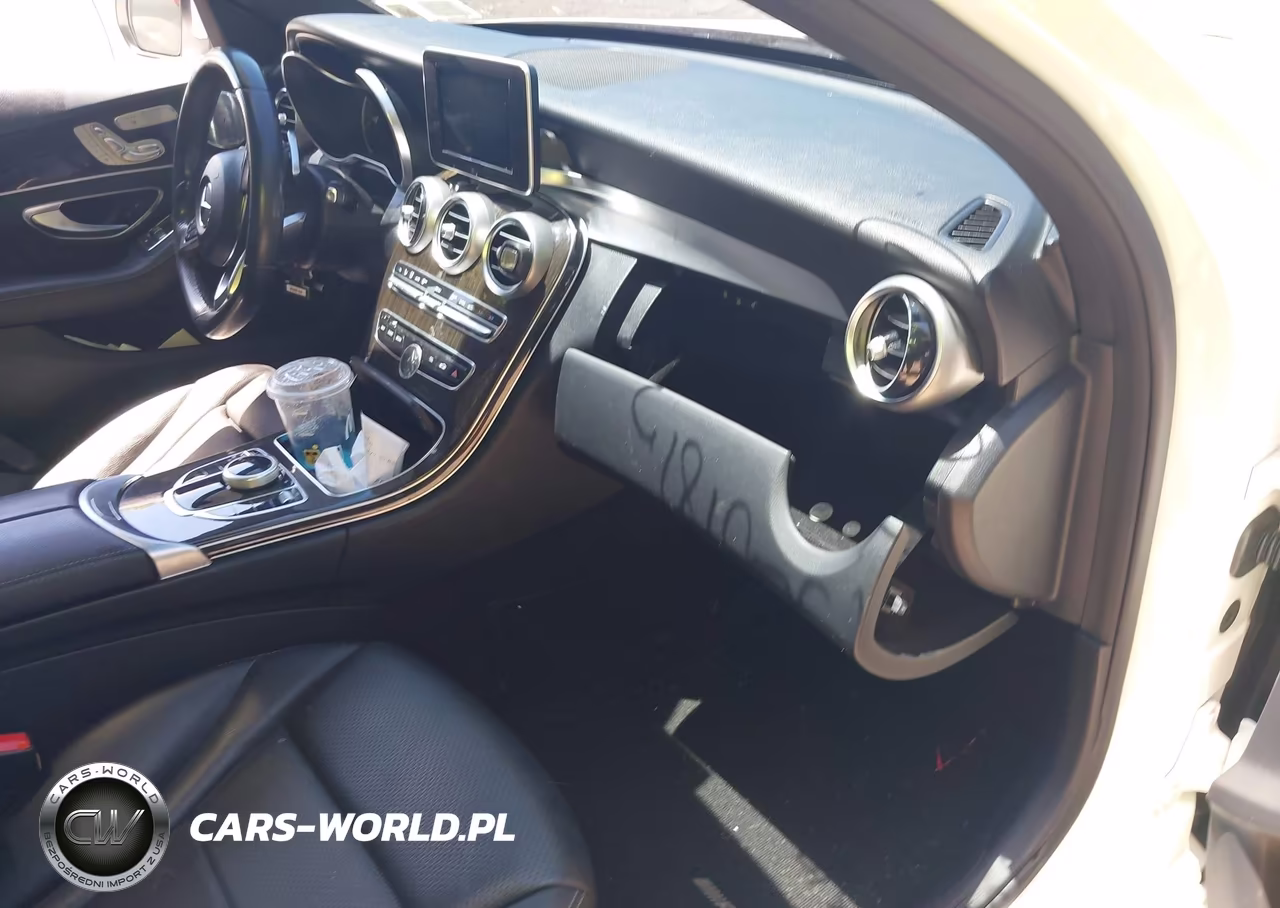2018 Mercedes-Benz C 300 VIN:55SWF4JB1JU253796 - 5