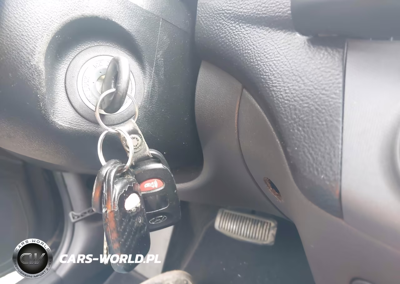 2008 Hyundai Elantra Gls-Se VIN:KMHDU46D98U499128 - 11