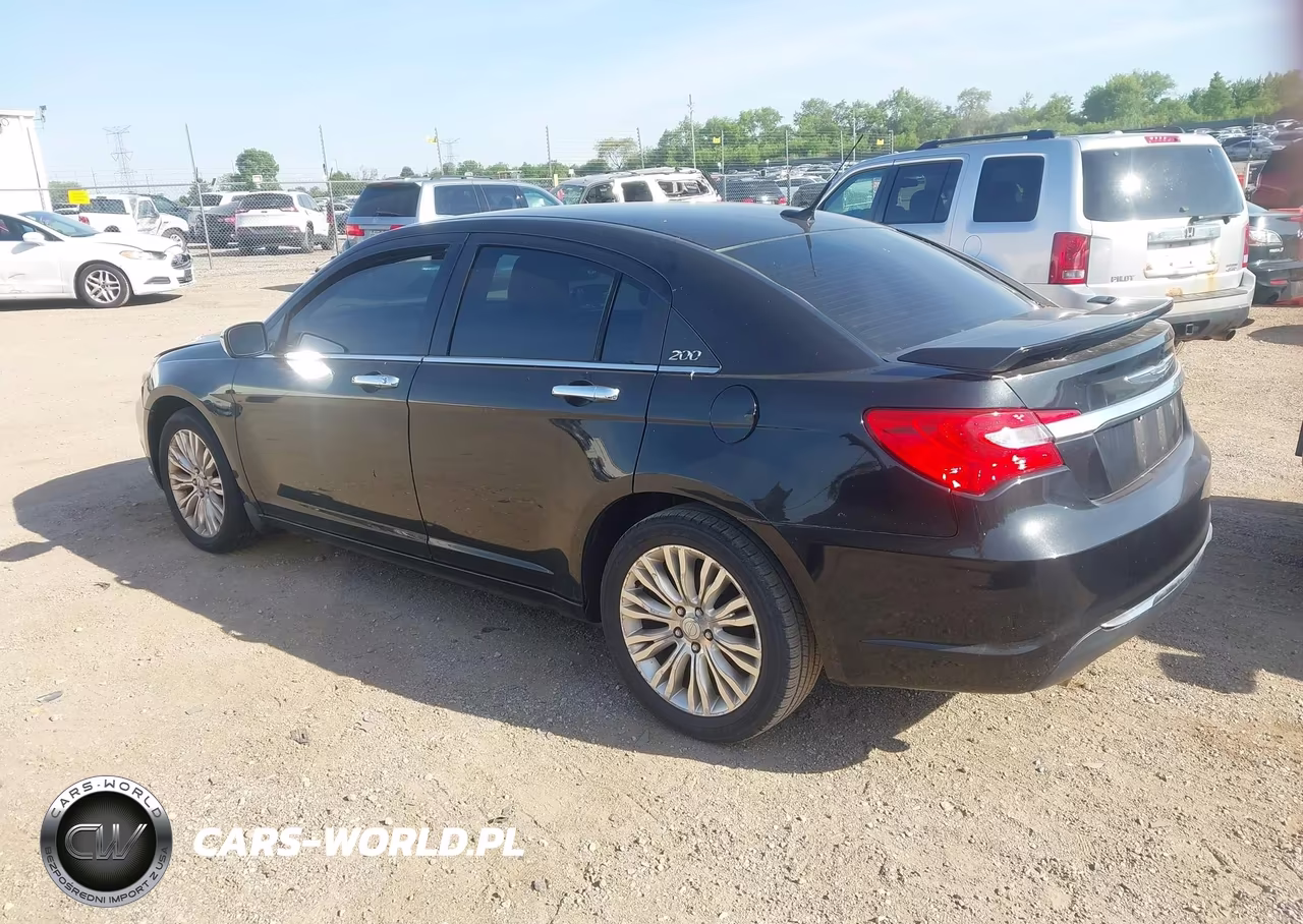 2011 Chrysler 200 Limited VIN:1C3BC2FG5BN520396 - 3