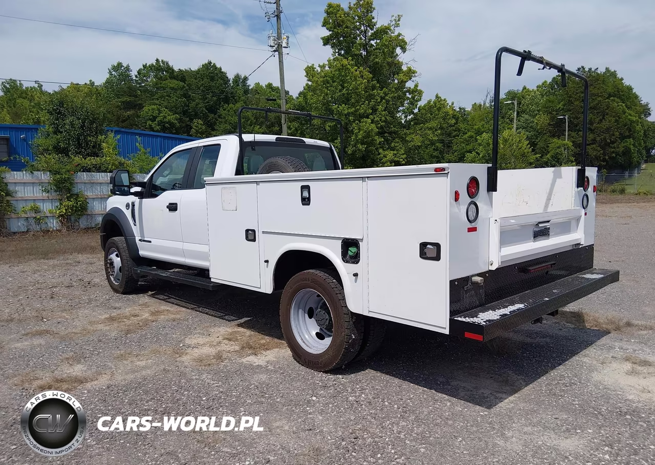 2017 Ford F-450 Chassis Xl VIN:1FD0X4HT9HEE09951 - 3