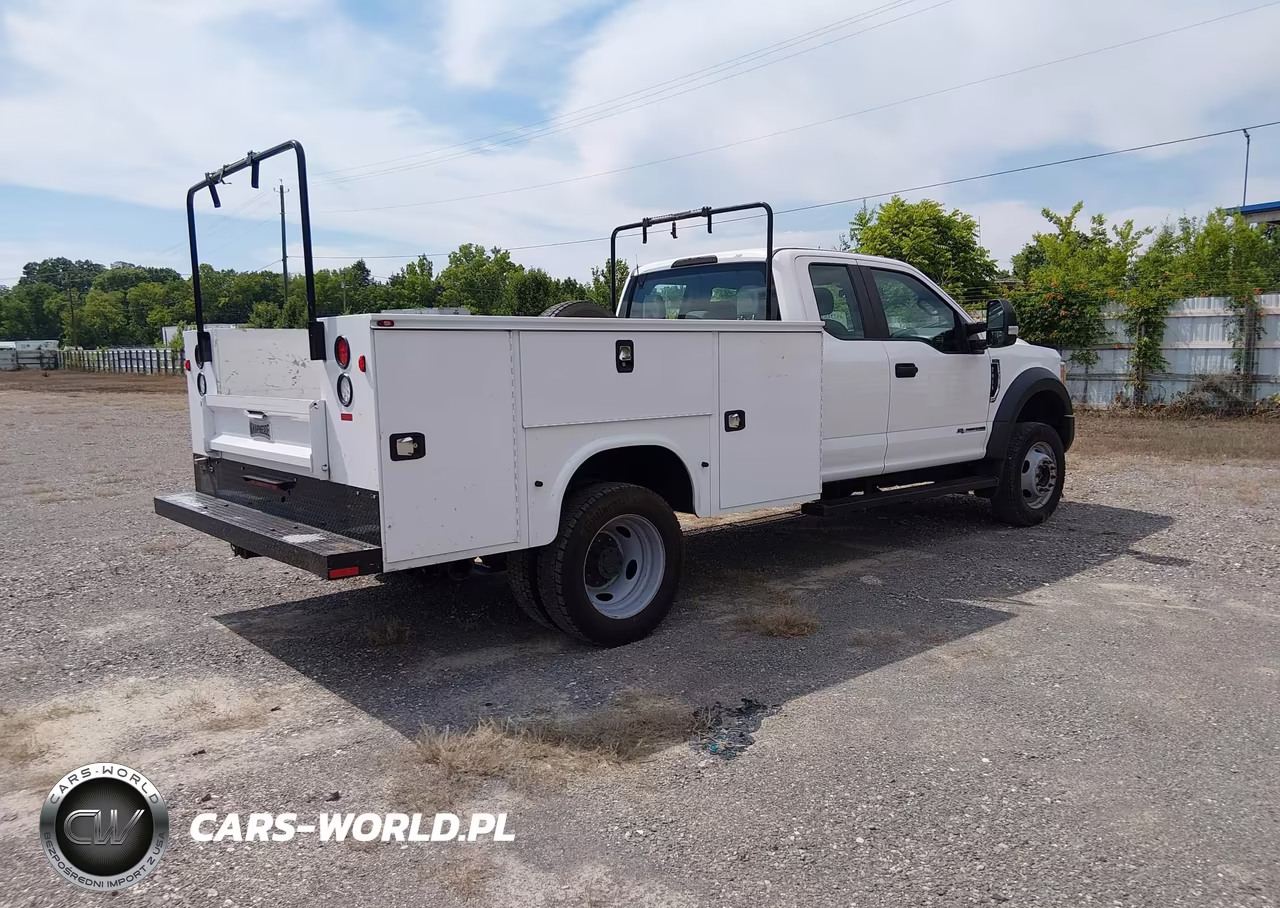 2017 Ford F-450 Chassis Xl VIN:1FD0X4HT9HEE09951 - 4