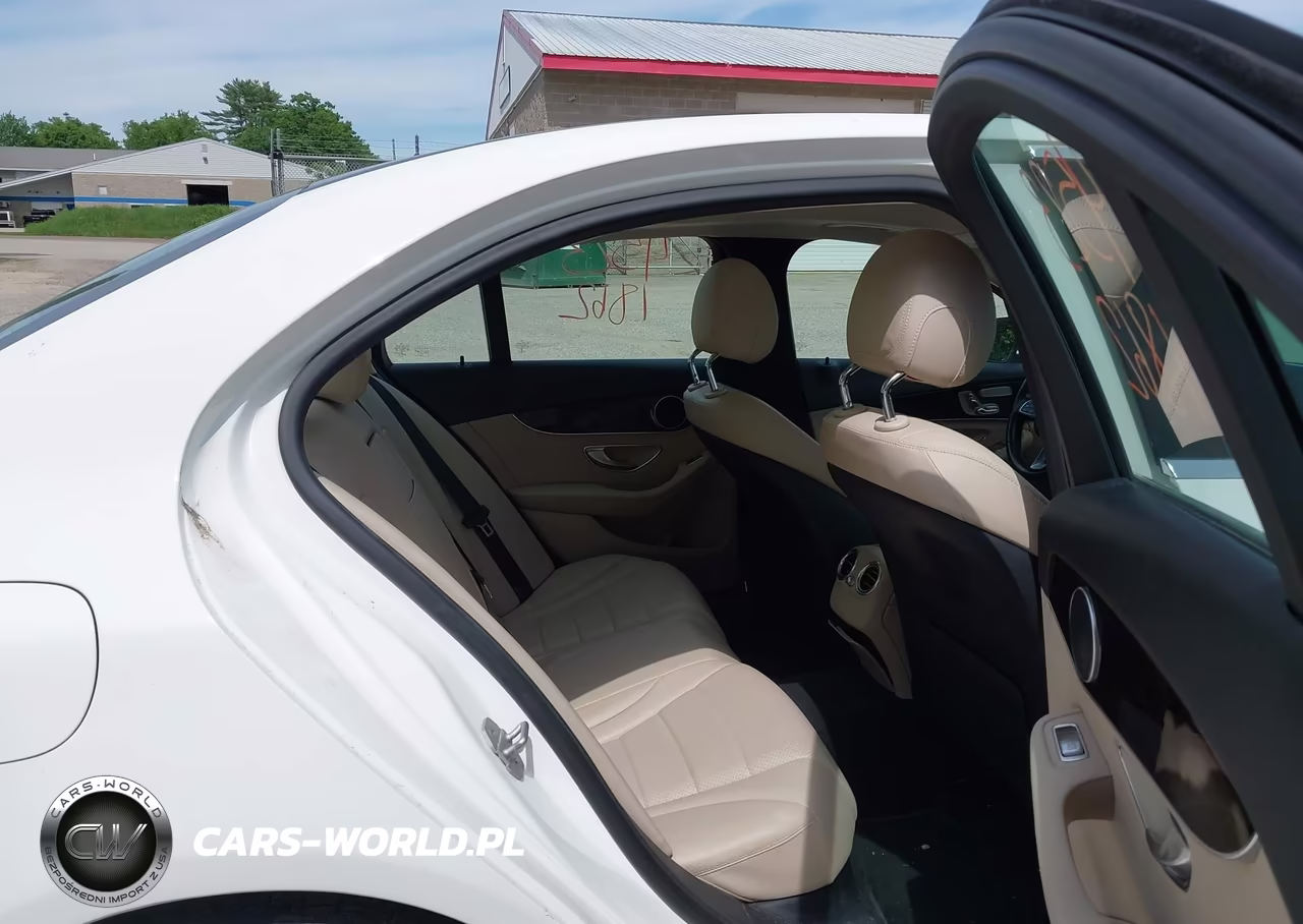 2016 Mercedes-Benz C 300 4Matic VIN:55SWF4KB3GU106189 - 8
