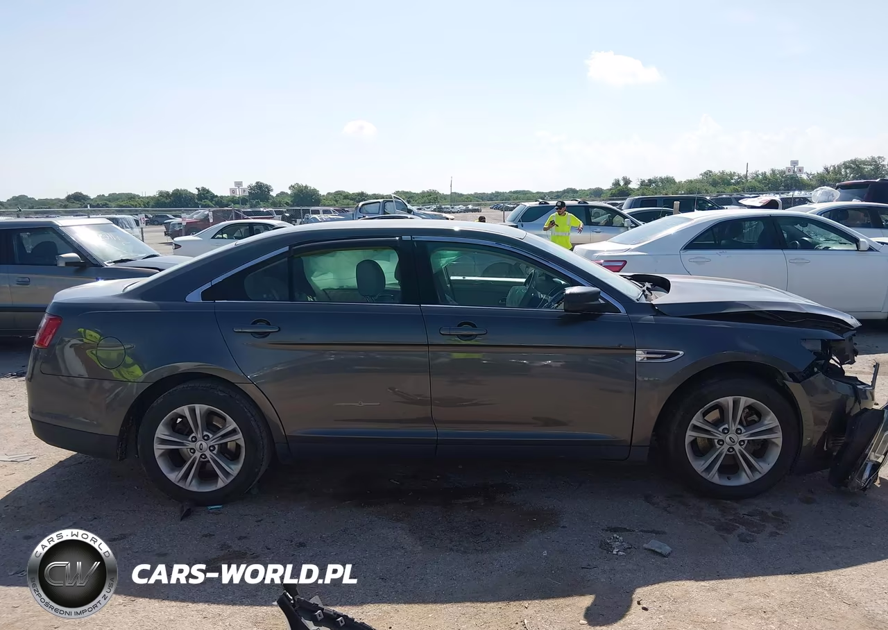2018 Ford Taurus Se VIN:1FAHP2D83JG134705 - 13